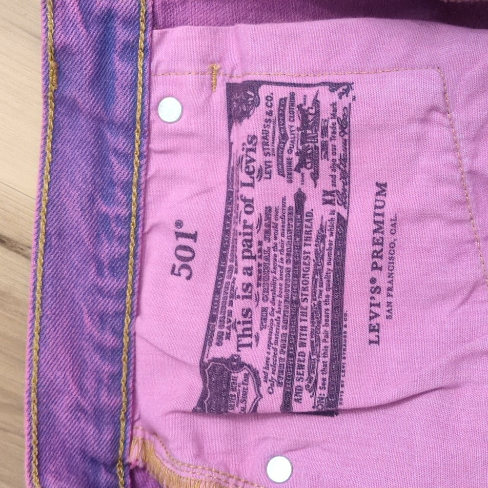 Pristine Levi's 501 '90s Purple Jeans Women's Size 29x30 - Picture 6 of 16